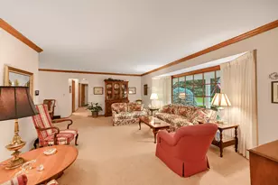 4185 Imperial Dr, Brookfield, WI 53045 - Photo 4