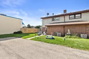 2832 E Grange Ave, Cudahy, WI 53110 - Photo 24