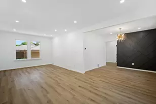 536 N 116th St, Wauwatosa, WI 53226 - Photo 10