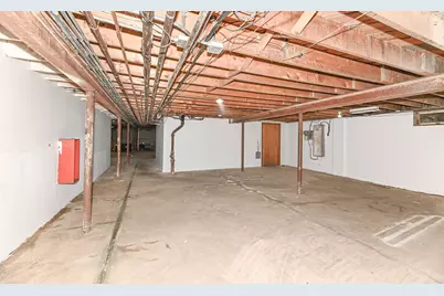 6115 S 13th St, Milwaukee, WI 53221 - Photo 26