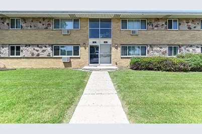 6115 S 13th St, Milwaukee, WI 53221 - Photo 2