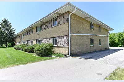 6115 S 13th St, Milwaukee, WI 53221 - Photo 4