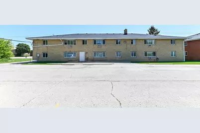 6115 S 13th St, Milwaukee, WI 53221 - Photo 6