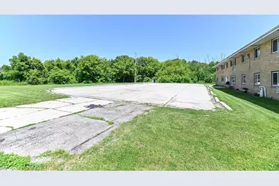 6115 S 13th St, Milwaukee, WI 53221 - Photo 36