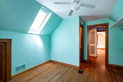 6835  Auburn Ave, Wauwatosa, WI 53213 - Photo 18