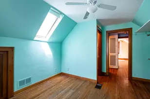 6835 Auburn Ave, Wauwatosa, WI 53213 - Photo 18