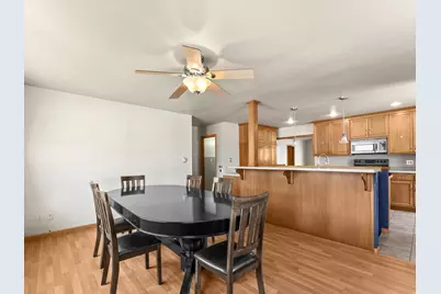 1526 S 24th St, Manitowoc, WI 54220 - Photo 8