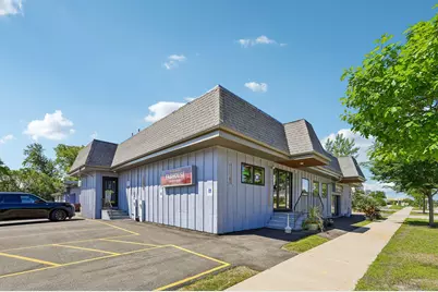 S76W17745  Janesville Rd, Muskego, WI 53150 - Photo 2
