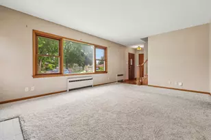 618 Fair St, West Bend, WI 53090 - Photo 4