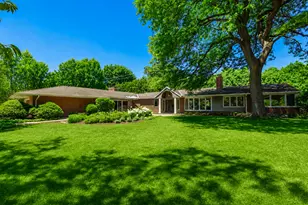 2644 N 97th St, Wauwatosa, WI 53226 - Photo 1