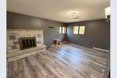 422  28th St, La Crosse, WI 54601 - Photo 14