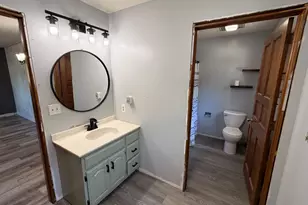 422 28th St, La Crosse, WI 54601 - Photo 16