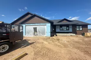 2001 Prairie Pl, Holmen, WI 54636 - Photo 1