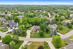 W260N2961 Steeplechase Dr, Pewaukee, WI 53072 - Photo 42
