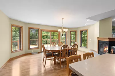 W260N2961  Steeplechase Dr, Pewaukee, WI 53072 - Photo 14
