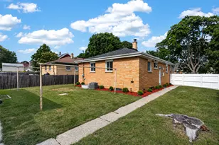 4629 N 77th St, Milwaukee, WI 53218 - Photo 6