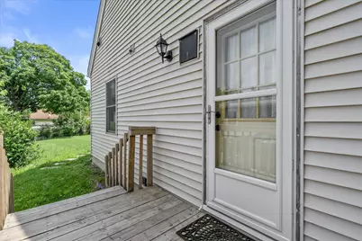 W164N8426  Hiawatha Ave, Menomonee Falls, WI 53051 - Photo 22