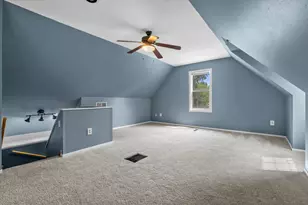 W164N8426 Hiawatha Ave, Menomonee Falls, WI 53051 - Photo 16