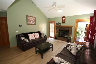 17785 W Wisconsin Ave, Brookfield, WI 53045 - Photo 6