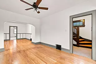 905 Manitoba Ave, South Milwaukee, WI 53172 - Photo 8