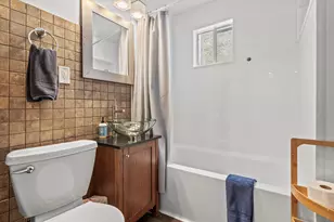 2615 N Holton St, Milwaukee, WI 53212 - Photo 20