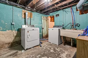 2615 N Holton St, Milwaukee, WI 53212 - Photo 38
