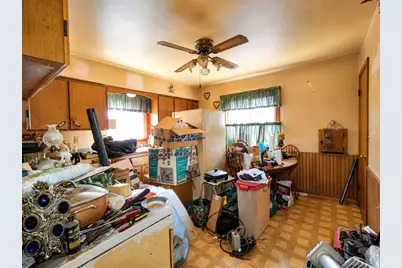 6672 N 54th St, Milwaukee, WI 53223 - Photo 8