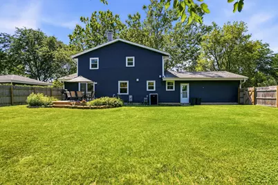 8036 S 77th St, Franklin, WI 53132 - Photo 26