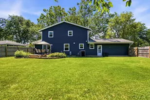 8036 S 77th St, Franklin, WI 53132 - Photo 26