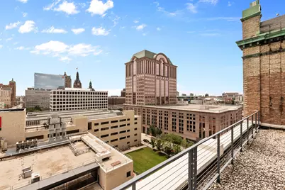 270 E Highland Ave #1021, Milwaukee, WI 53202 - Photo 38