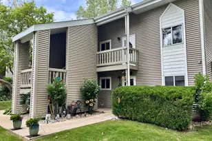 717 E Lakeview Rd, Hustisford, WI 53034 - Photo 4