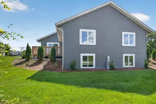 W206N16178 Stonebrook Dr, Jackson, WI 53037 - Photo 20