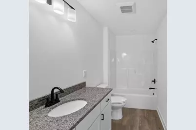 W206N16182  Stonebrook Dr, Jackson, WI 53037 - Photo 10