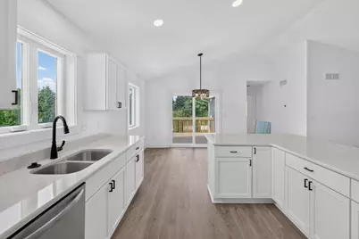 W206N16182  Stonebrook Dr, Jackson, WI 53037 - Photo 8