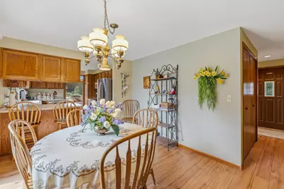 1237  Audubon Rd, Howards Grove, WI 53083 - Photo 4