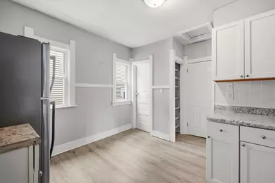 1225  The Strand -, Waukesha, WI 53186 - Photo 8