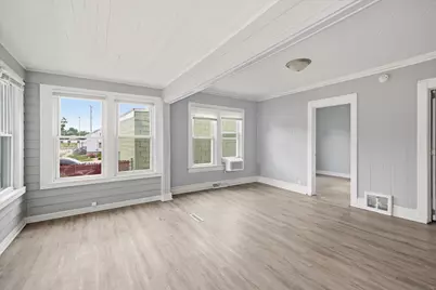 1225  The Strand -, Waukesha, WI 53186 - Photo 4