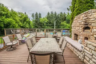 2729 Pleasant Valley Rd, Jackson, WI 53037 - Photo 54