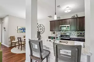 n17w26495 Meadowgrass Cir, Pewaukee, WI 53072 - Photo 8