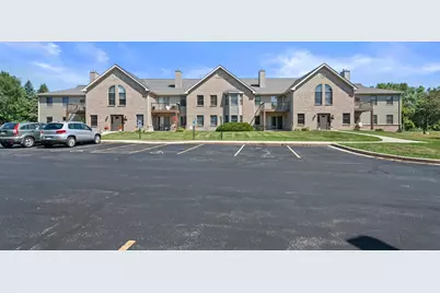 920  Oconomowoc Pkwy, Oconomowoc, WI 53066 - Photo 2