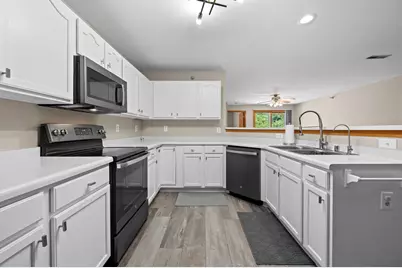 920  Oconomowoc Pkwy, Oconomowoc, WI 53066 - Photo 8