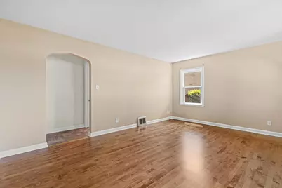 205 N Chicago Ave, South Milwaukee, WI 53172 - Photo 4