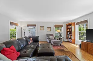 2504 N 90th St, Wauwatosa, WI 53226 - Photo 6