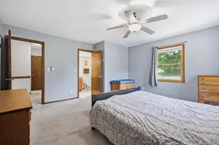 2319 Napa Trail, Waukesha, WI 53188 - Photo 14
