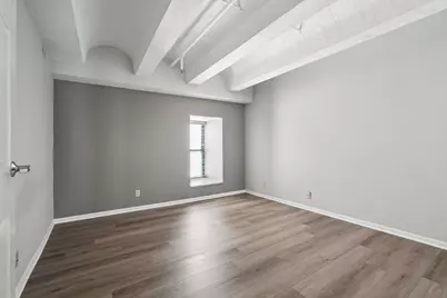 270 E Highland Ave #424, Milwaukee, WI 53202 - Photo 14
