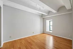270 E Highland Ave, Milwaukee, WI 53202 - Photo 12
