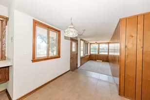 21670 W Glengarry Rd, New Berlin, WI 53146 - Photo 18