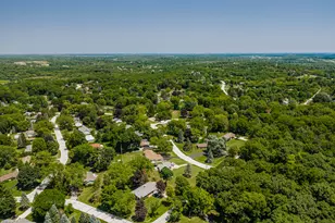 21670 W Glengarry Rd, New Berlin, WI 53146 - Photo 36