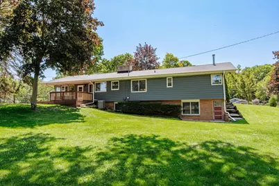 21670 W Glengarry Rd, New Berlin, WI 53146 - Photo 40