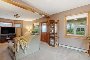 428 Grand Ave, Hartford, WI 53027 - Photo 6